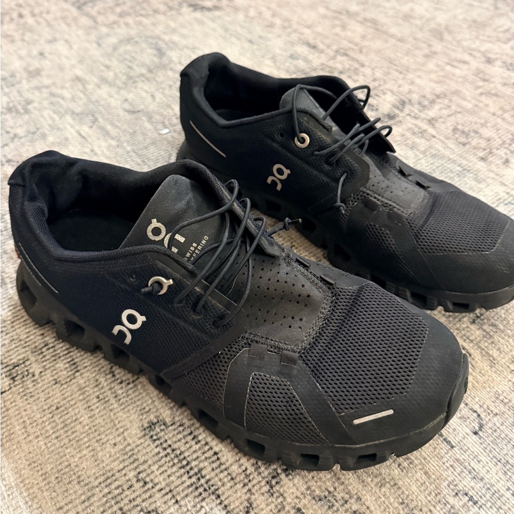 On Cloud 6 Running Shoes